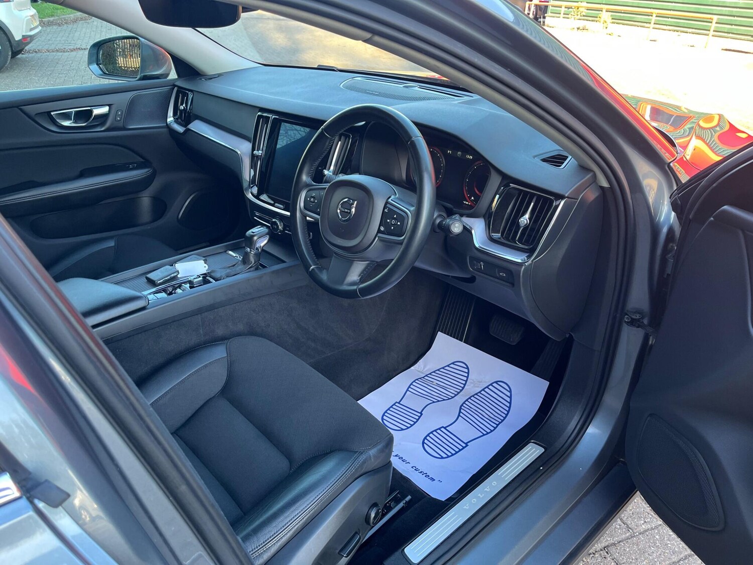 Used Volvo V60 for sale - 76993107: Photo 23