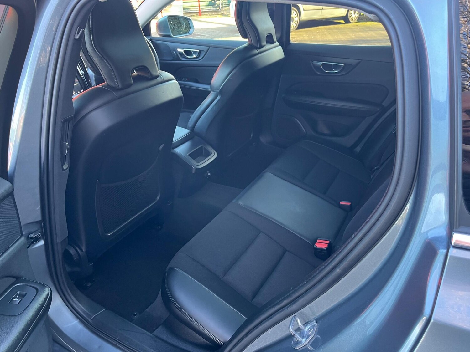 Used Volvo V60 for sale - 76993107: Photo 26