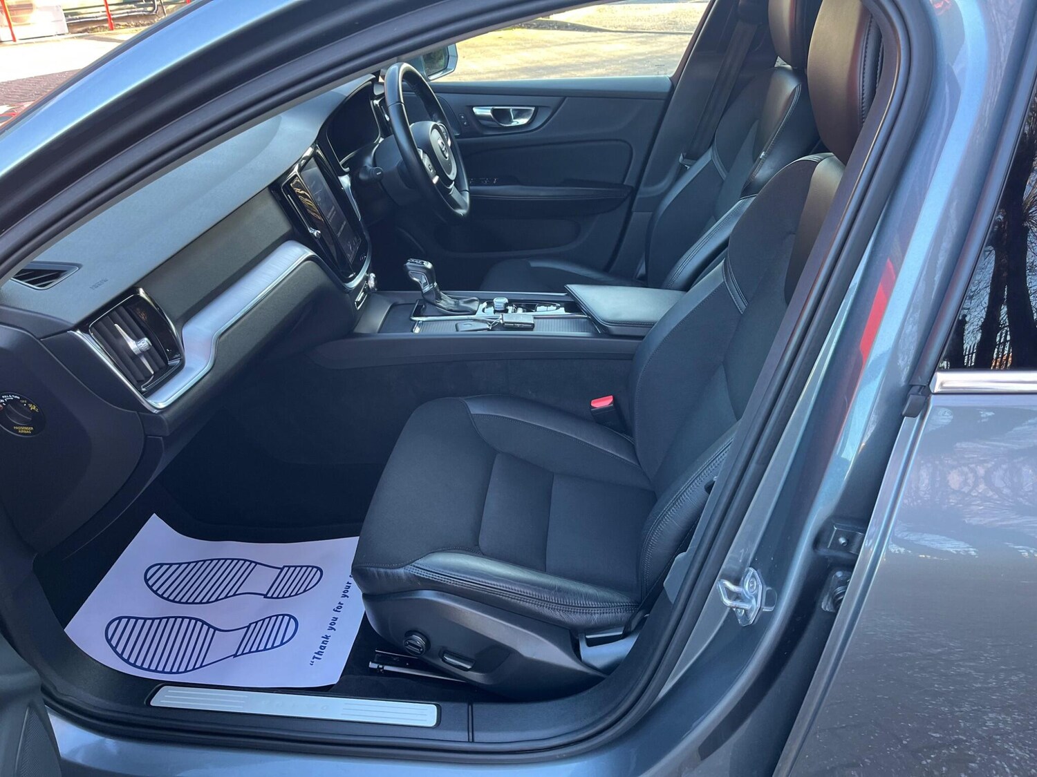 Used Volvo V60 for sale - 76993107: Photo 27