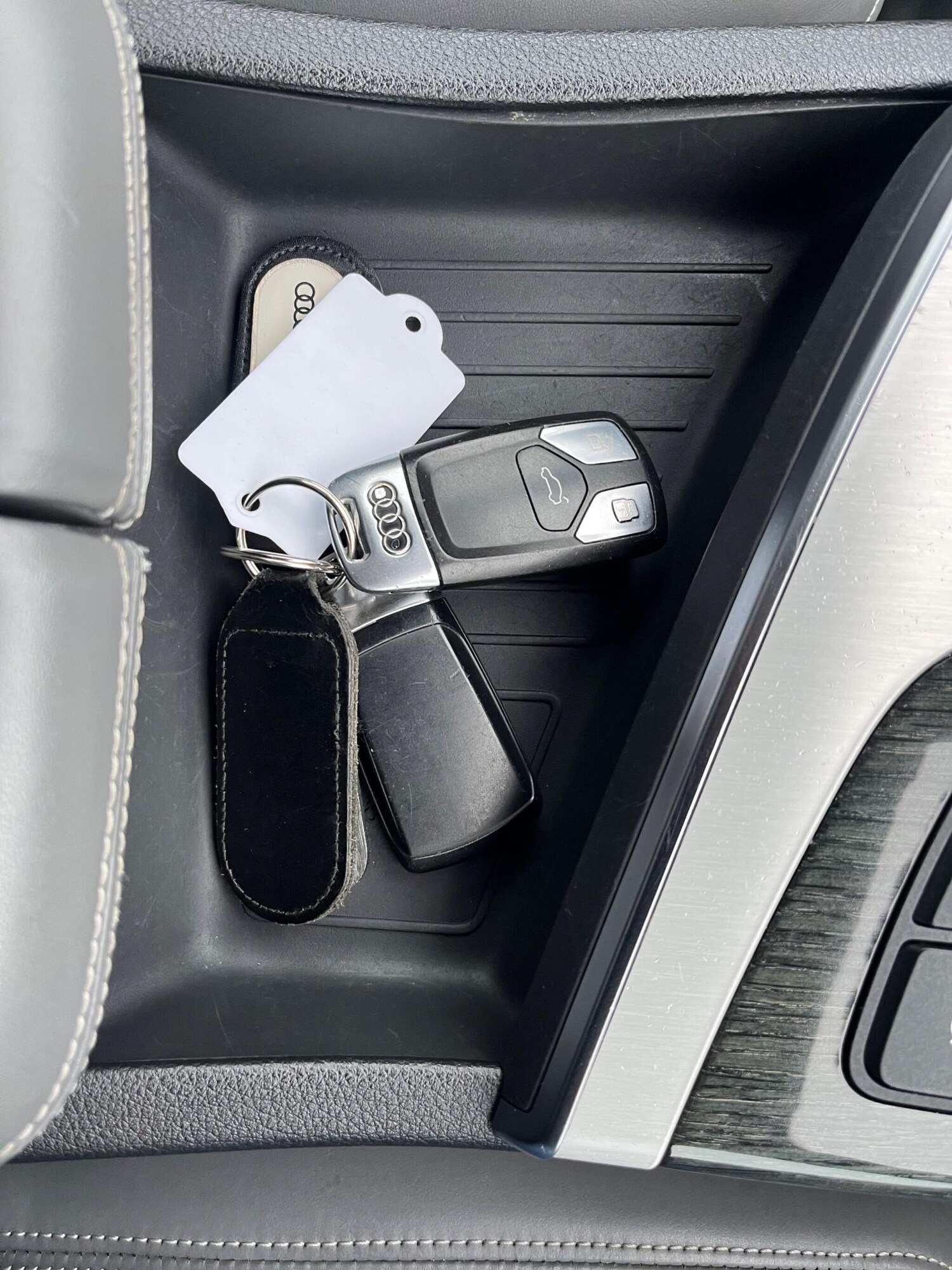 Used Audi Q7 2015 for sale - 76801256: Photo 40