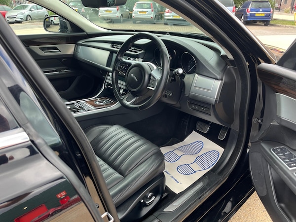 Used Jaguar XF 2018 for sale - 75552674: Photo 17