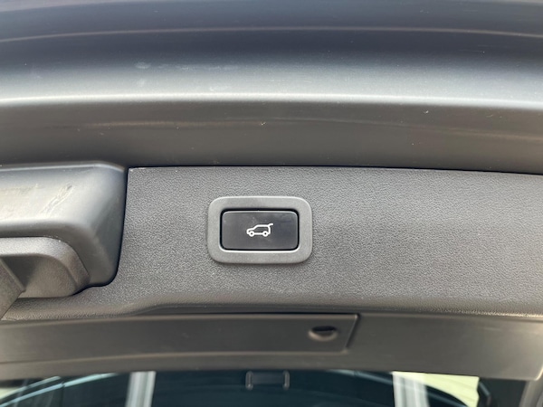 Used Jaguar XF 2018 for sale - 75552674: Photo 20