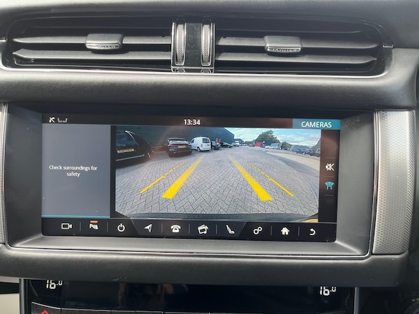 Used Jaguar XF 2018 for sale - 75552674: Photo 27