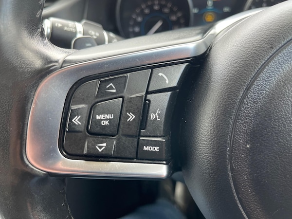 Used Jaguar XF 2018 for sale - 75552674: Photo 31