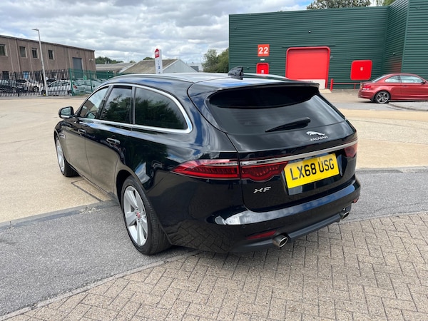 Used Jaguar XF 2018 for sale - 75552674: Photo 9