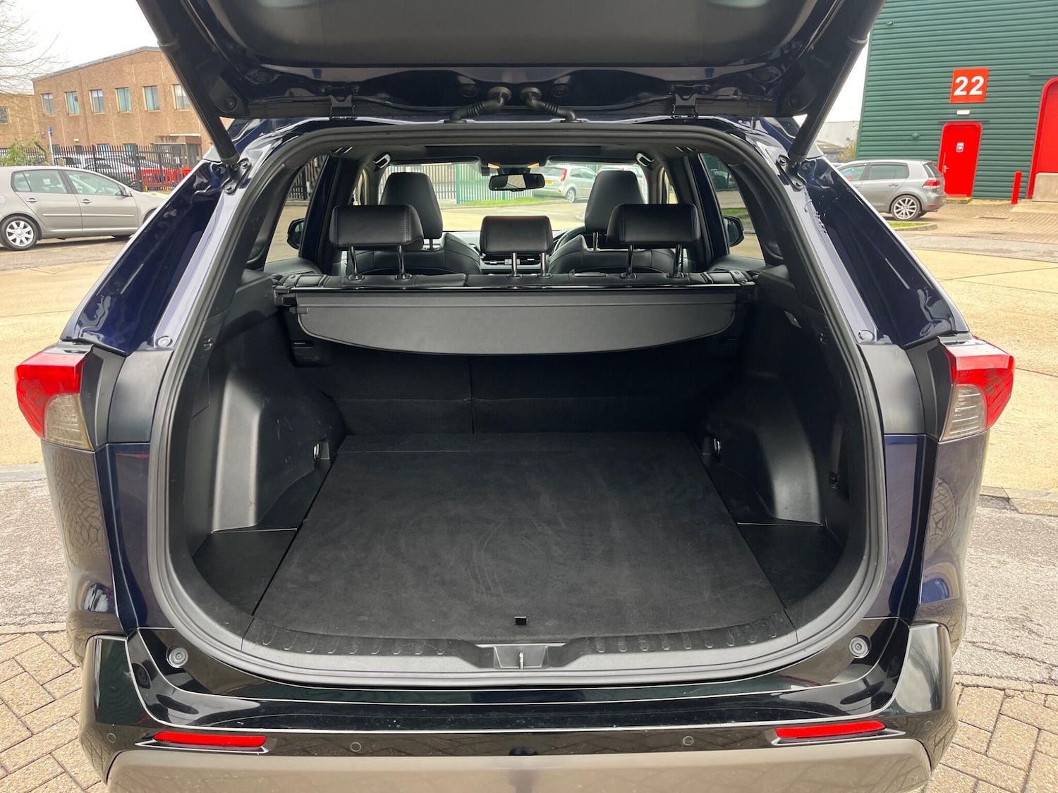 Used Toyota RAV4 2021 for sale - 77387067: Photo 27