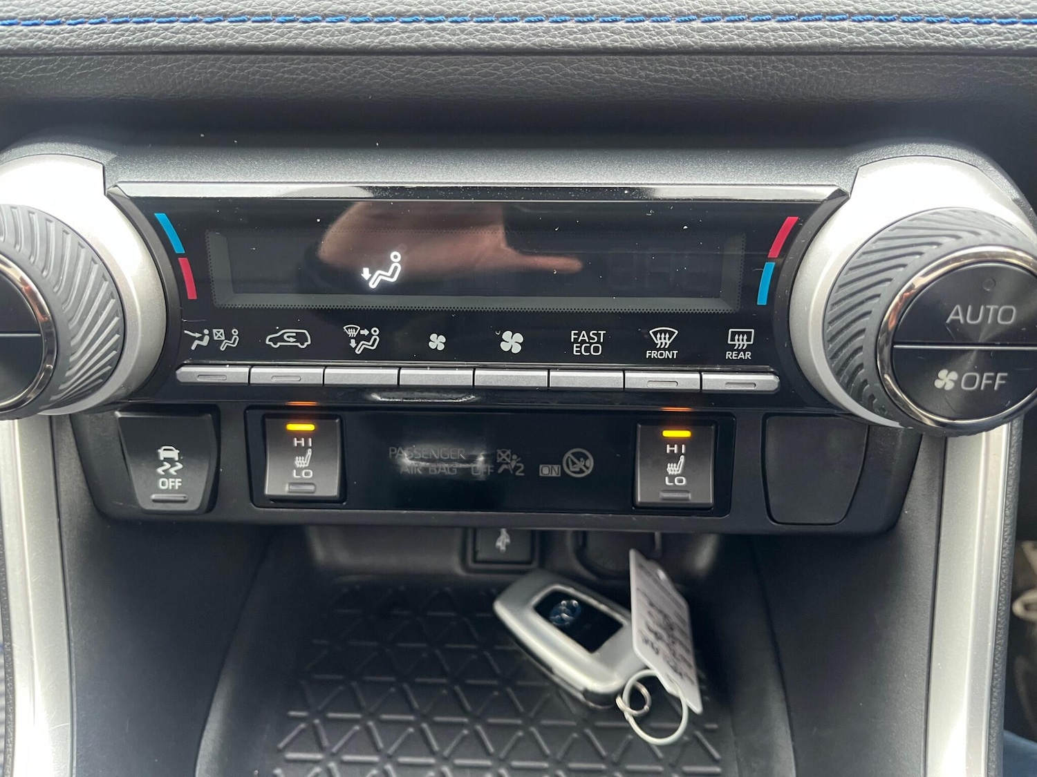 Used Toyota RAV4 2021 for sale - 77387067: Photo 31