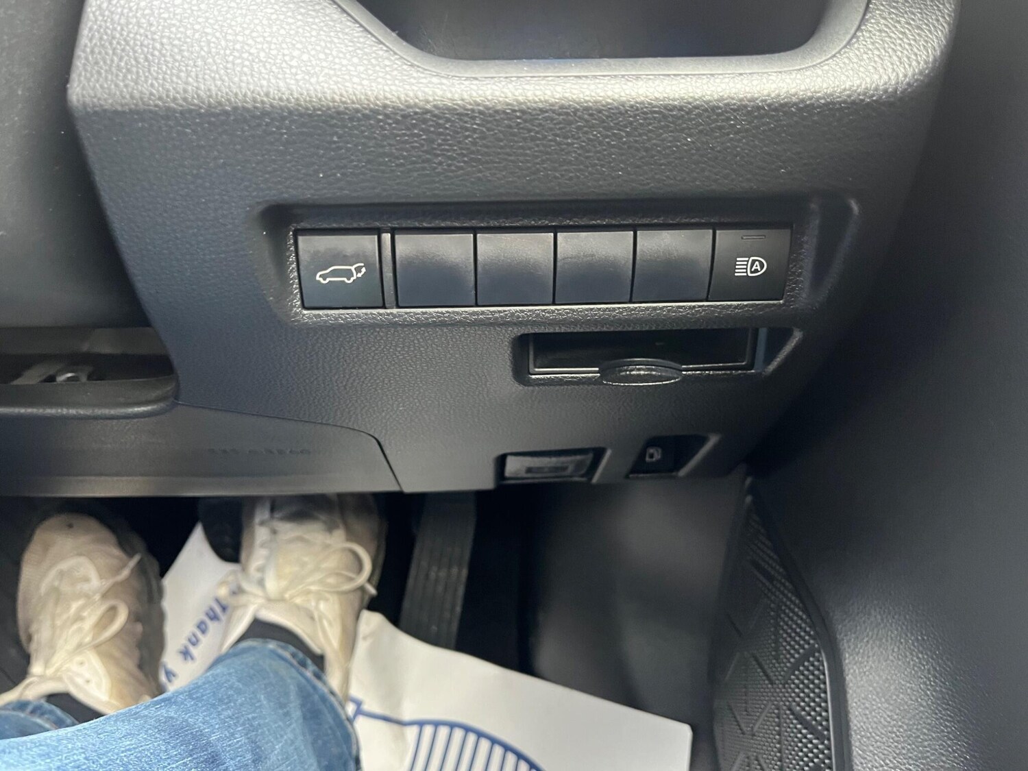 Used Toyota RAV4 2021 for sale - 77387067: Photo 36