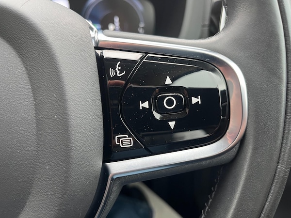 Used Volvo XC60 2020 for sale - 75729408: Photo 32