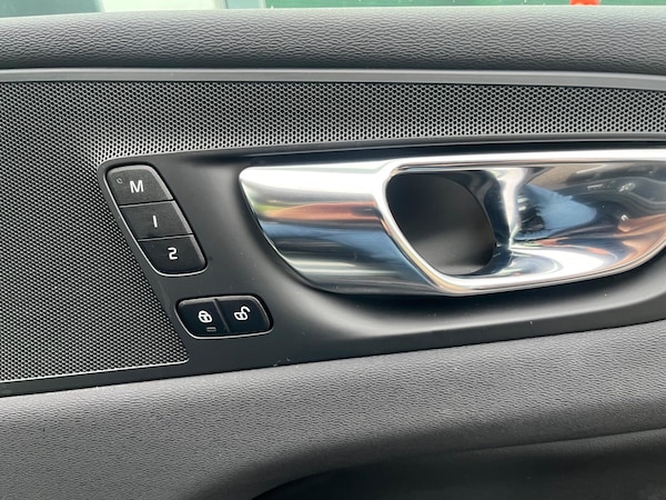 Used Volvo XC60 2020 for sale - 75729408: Photo 37