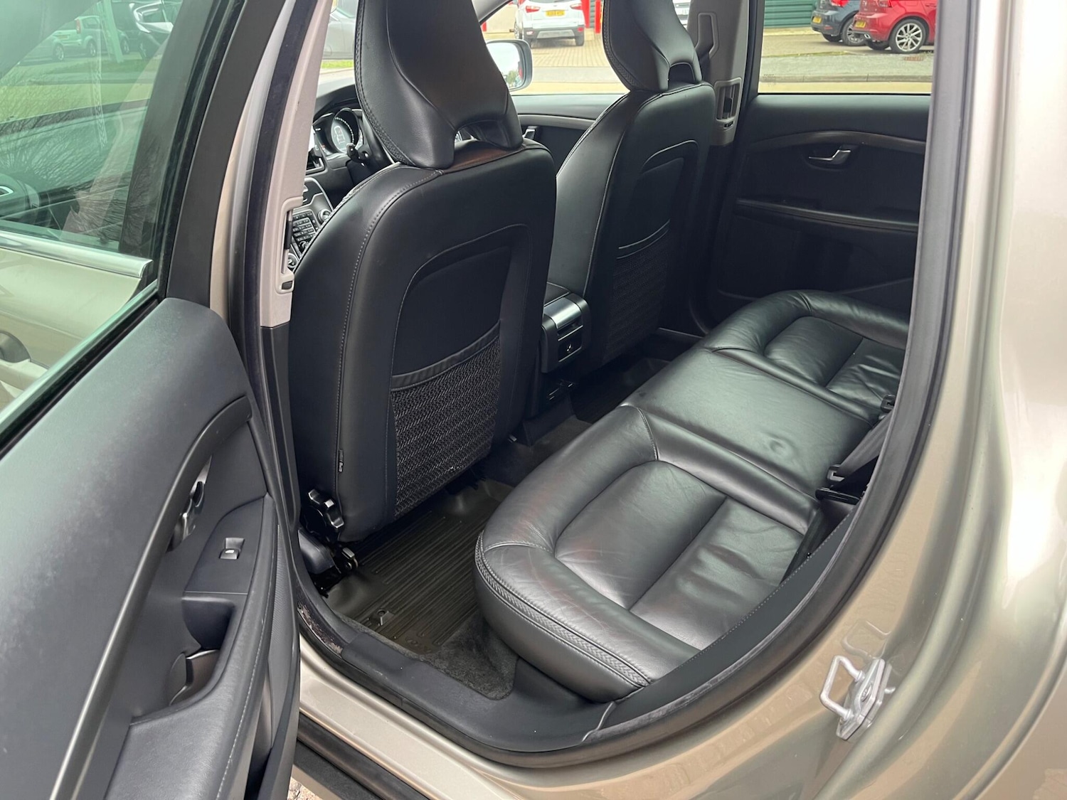 Used Volvo XC70 2016 for sale - 77657812: Photo 26