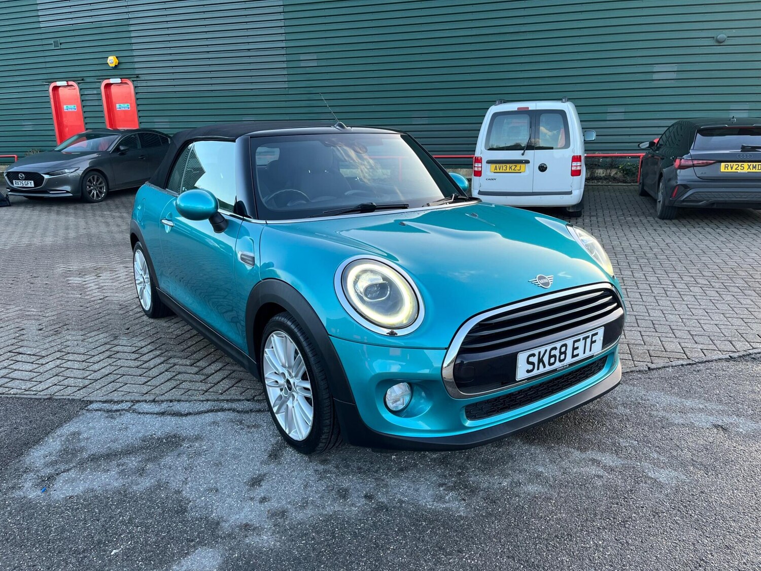 Used MINI Convertible 2018 for sale - 76886993: Photo 25
