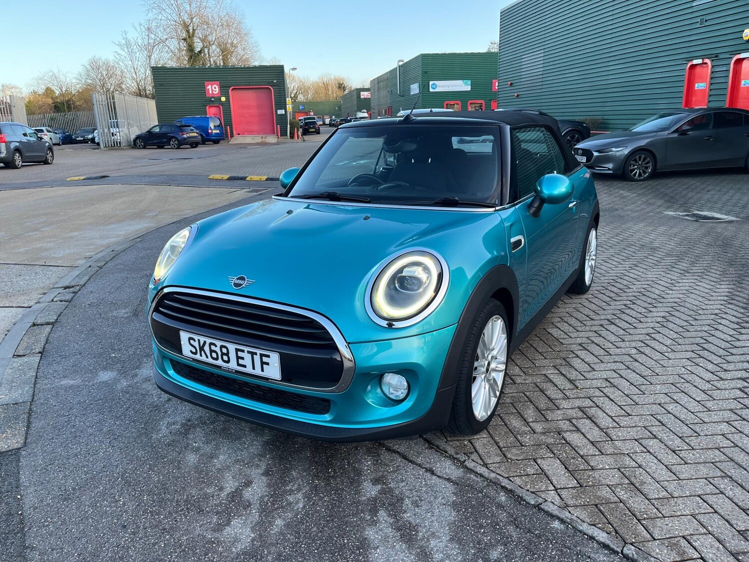 Used MINI Convertible 2018 for sale - 76886993: Photo 26