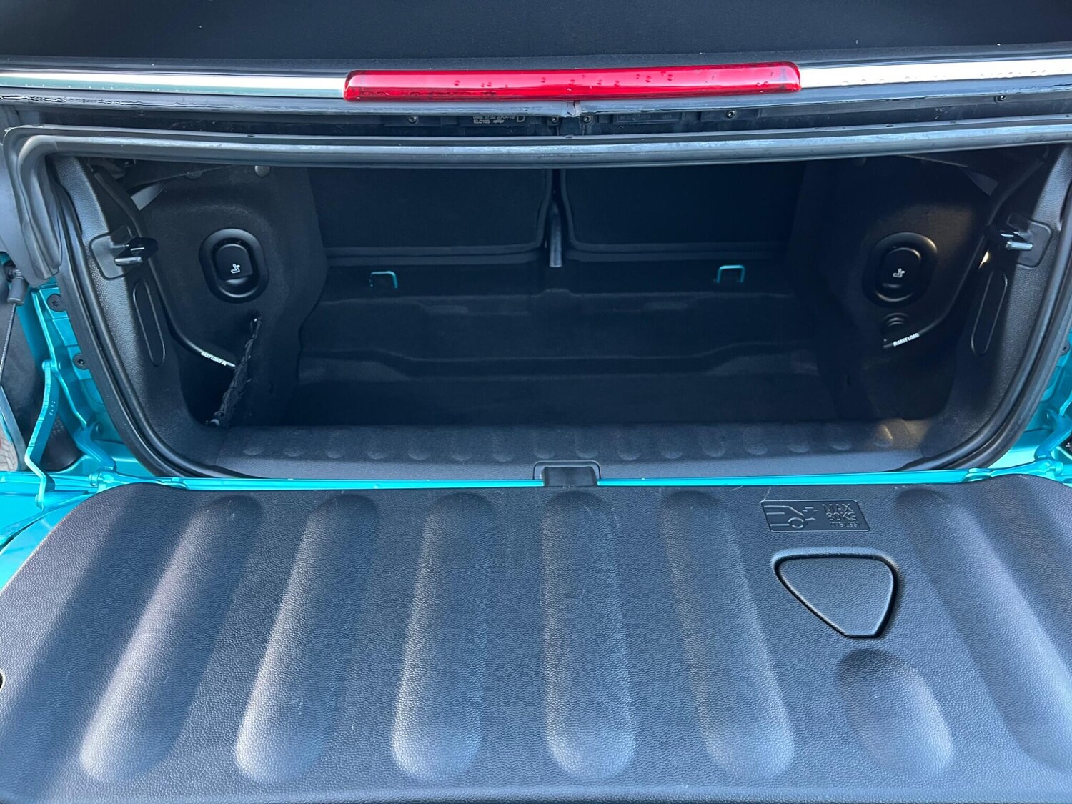 Used MINI Convertible 2018 for sale - 76886993: Photo 32