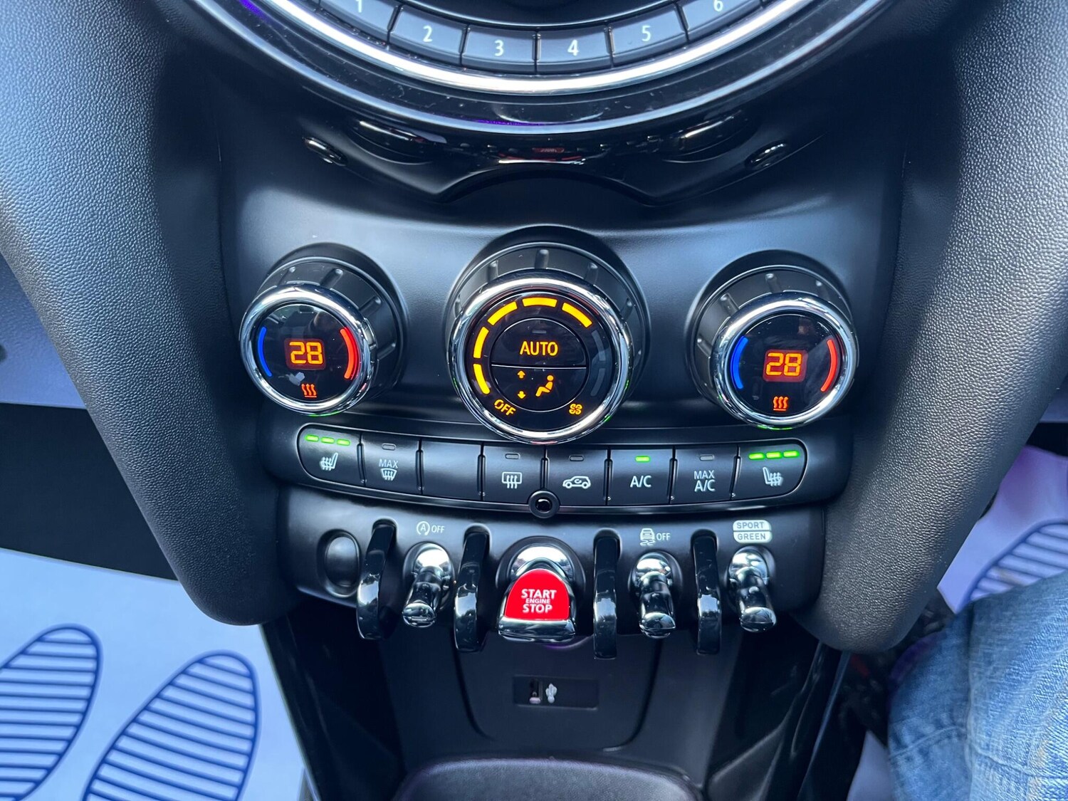 Used MINI Convertible 2018 for sale - 76886993: Photo 33