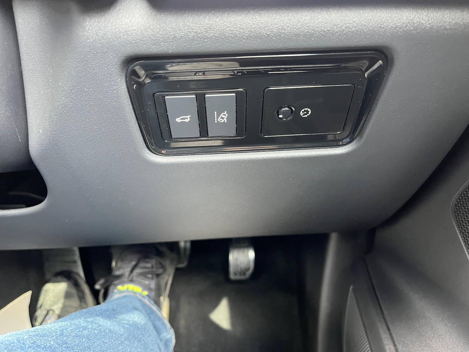 Vehicle 35