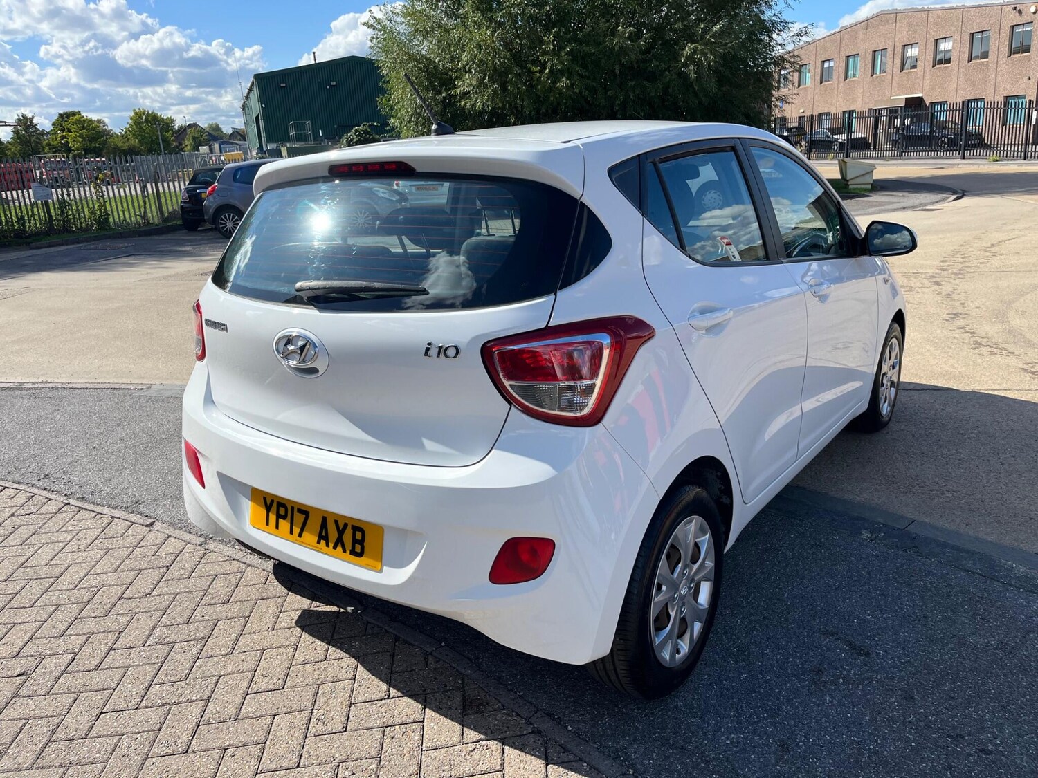 Used Hyundai i10 2017 for sale - 75669653: Photo 10