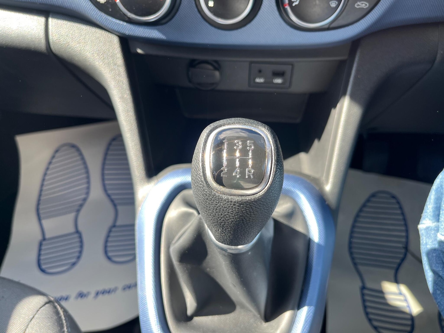 Used Hyundai i10 2017 for sale - 75669653: Photo 25