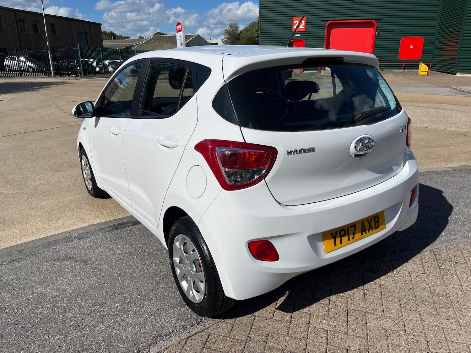 Used Hyundai i10 2017 for sale - 75669653: Photo 7