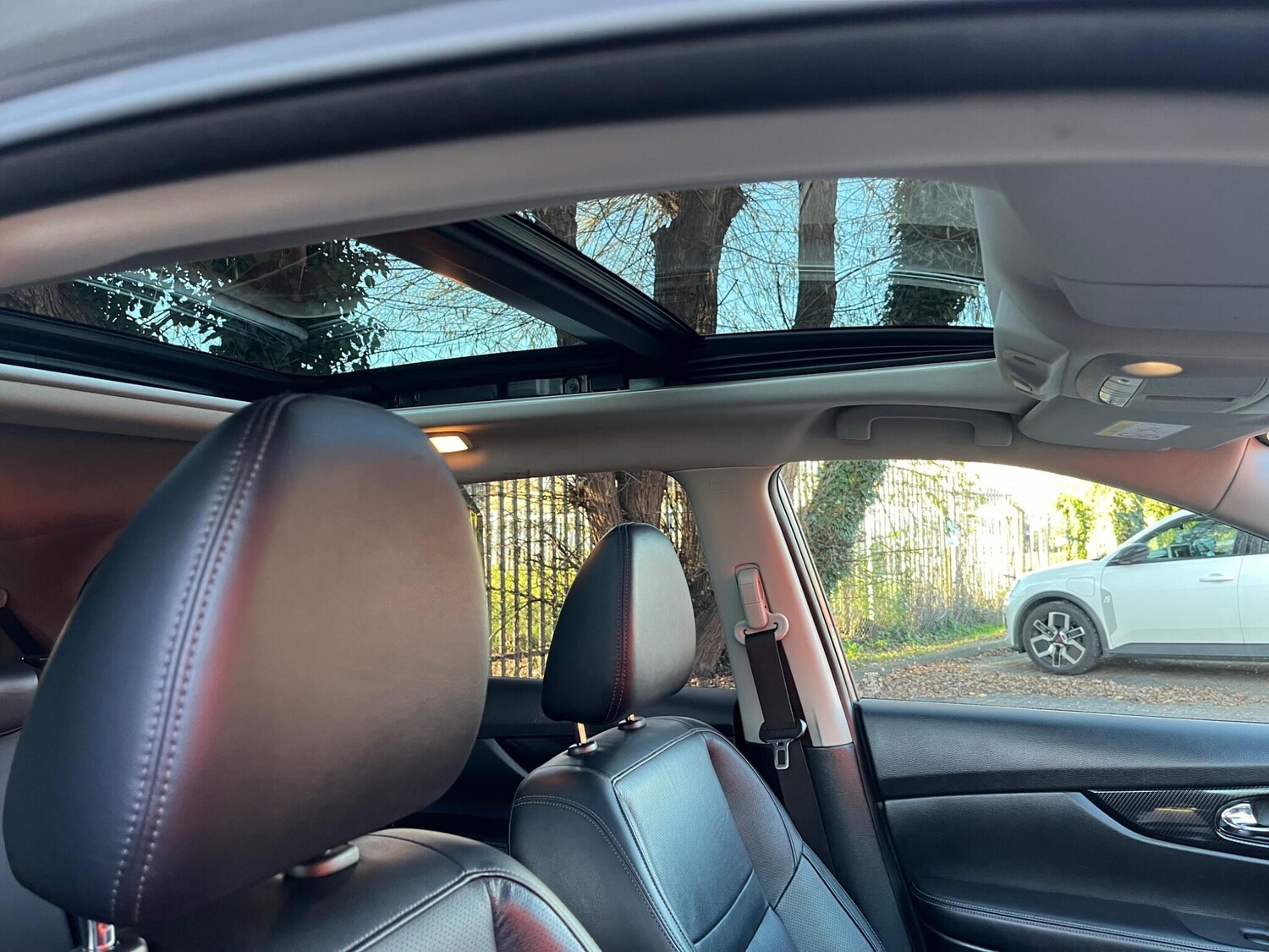 Used Nissan X-Trail for sale - 77723299: Photo 37