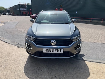 Used Volkswagen T-Roc 2018 for sale - 78705566: Photo