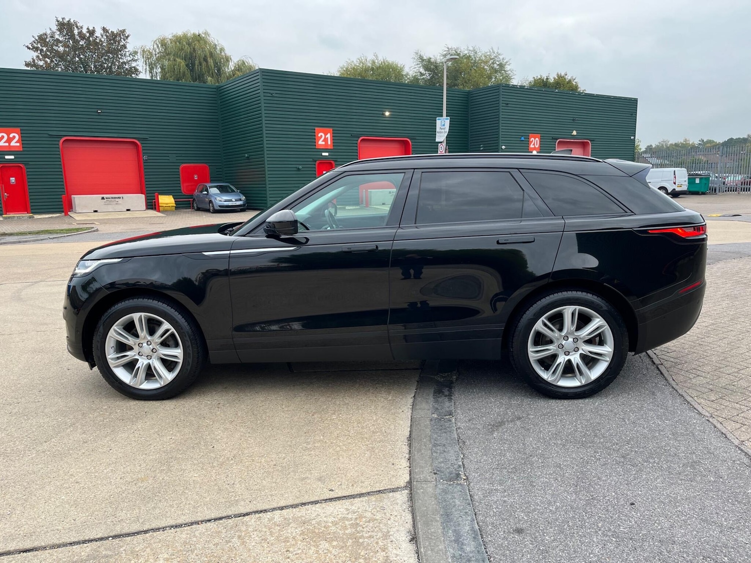 Used Land Rover Range Rover Velar 2018 for sale - 75884271: Photo 12