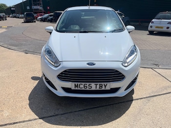 Used Ford Fiesta 2015 for sale - 78981747: Photo