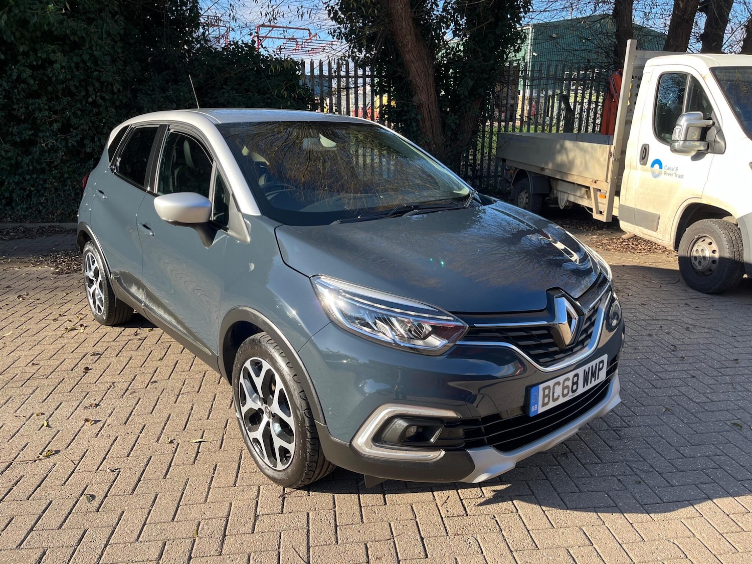 Used Renault Captur 2019 for sale - 76753374: Photo 1