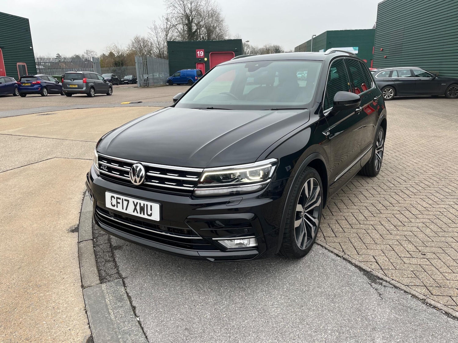 Used Volkswagen Tiguan 2017 for sale - 77230263: Photo 5