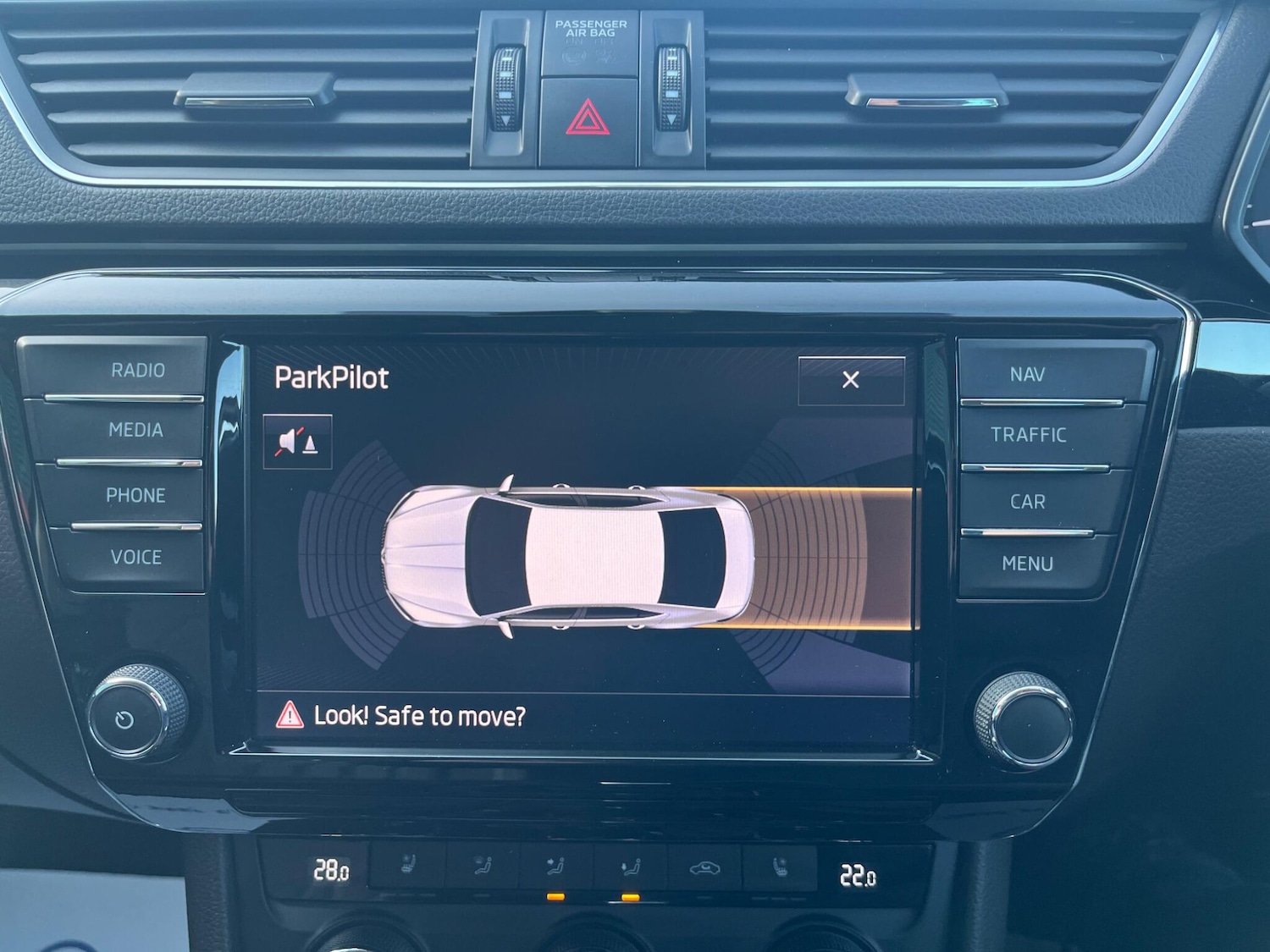 Used Skoda Superb 2015 for sale - 77646057: Photo 20