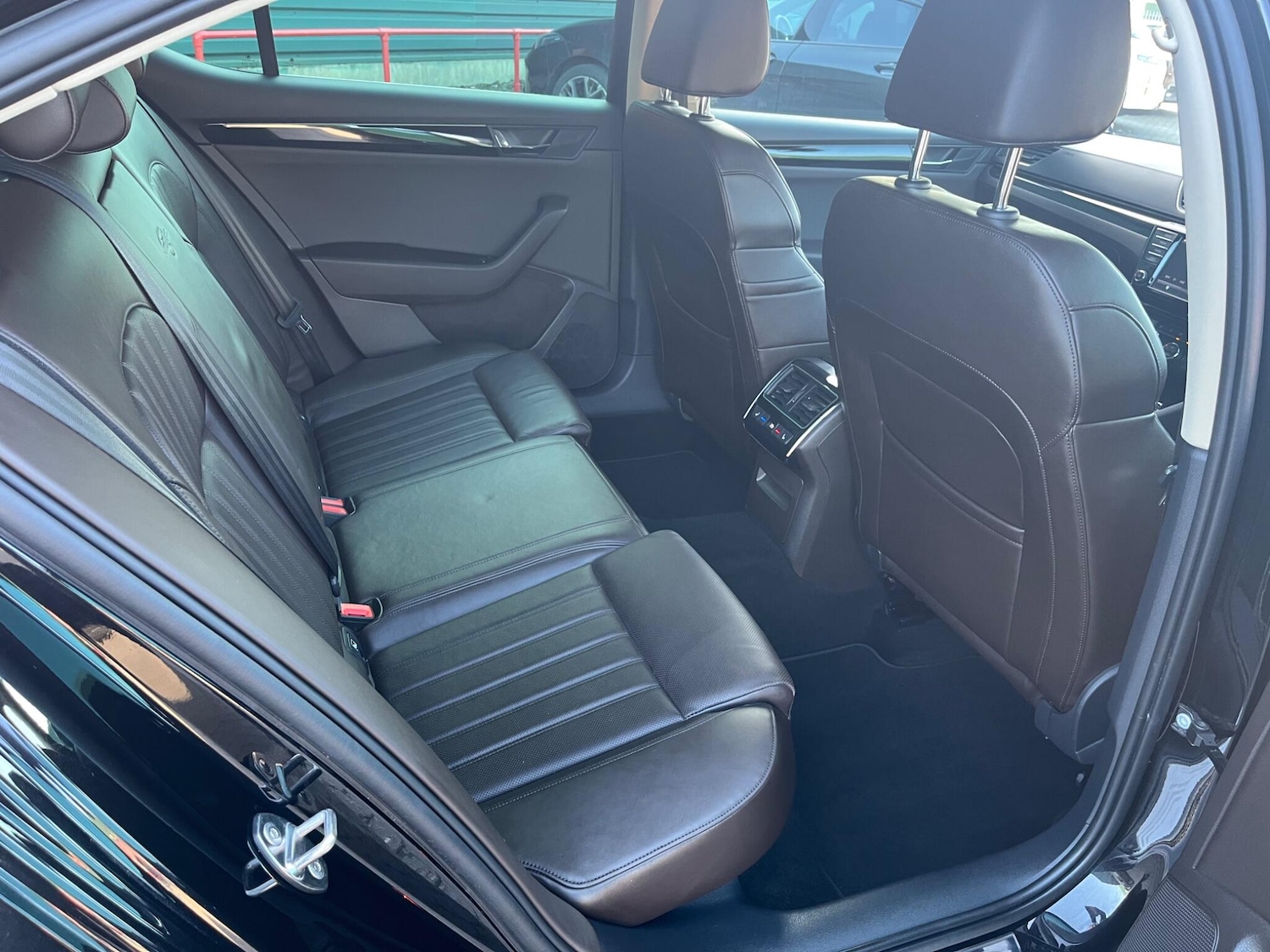 Used Skoda Superb 2015 for sale - 77646057: Photo 22