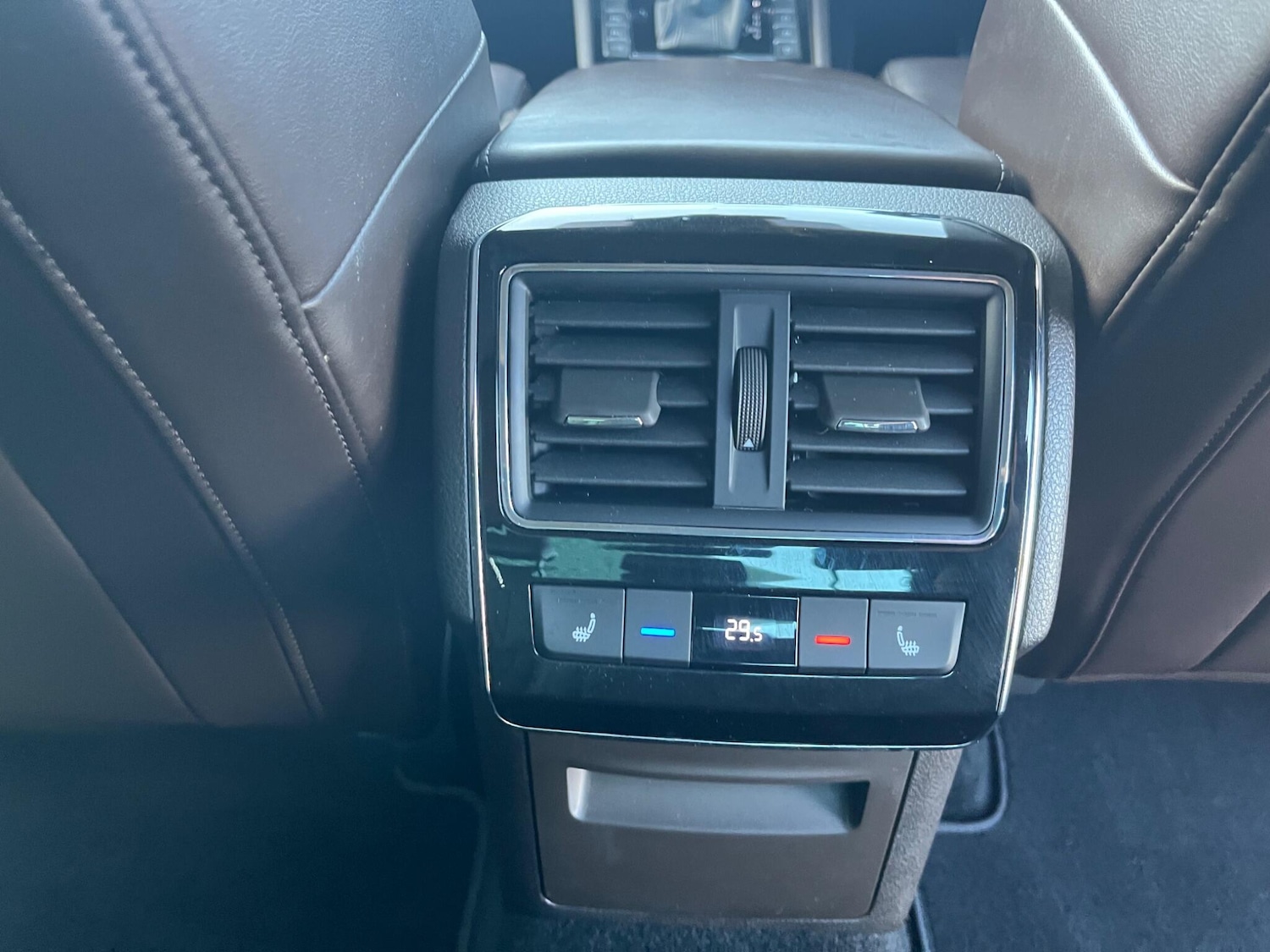 Used Skoda Superb 2015 for sale - 77646057: Photo 29