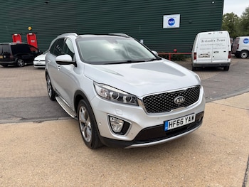Used Kia Sorento 2016 for sale - 79440712: Photo