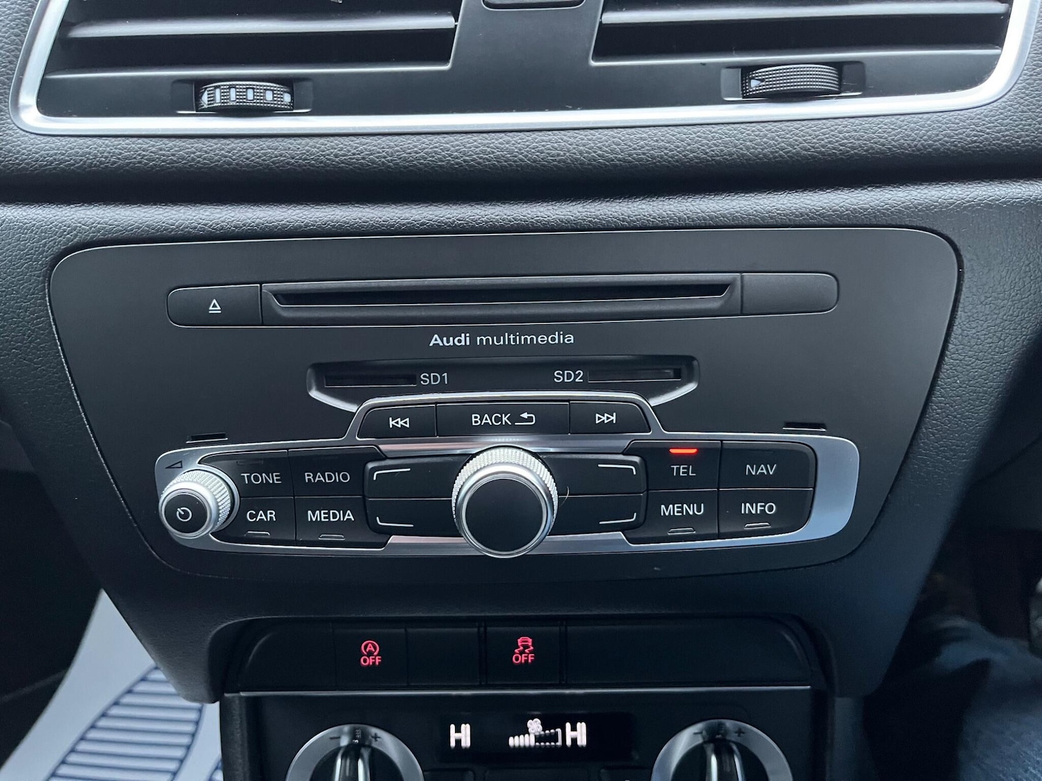 Used Audi Q3 2012 for sale - 76499300: Photo 26