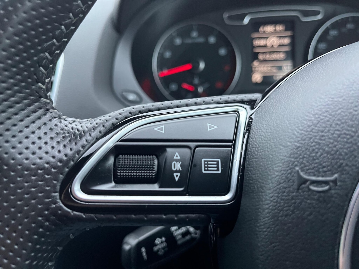 Used Audi Q3 2012 for sale - 76499300: Photo 29