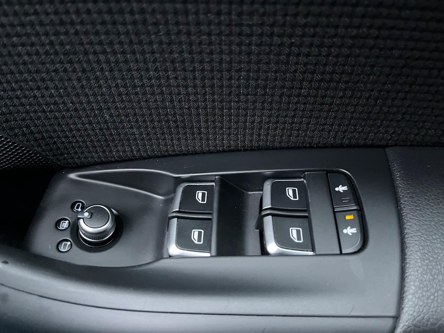 Used Audi Q3 2012 for sale - 76499300: Photo 32