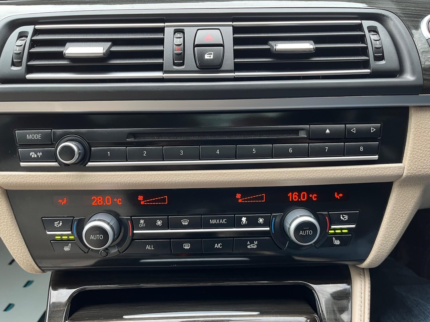 Used BMW 5 Series 2012 for sale - 76485420: Photo 31