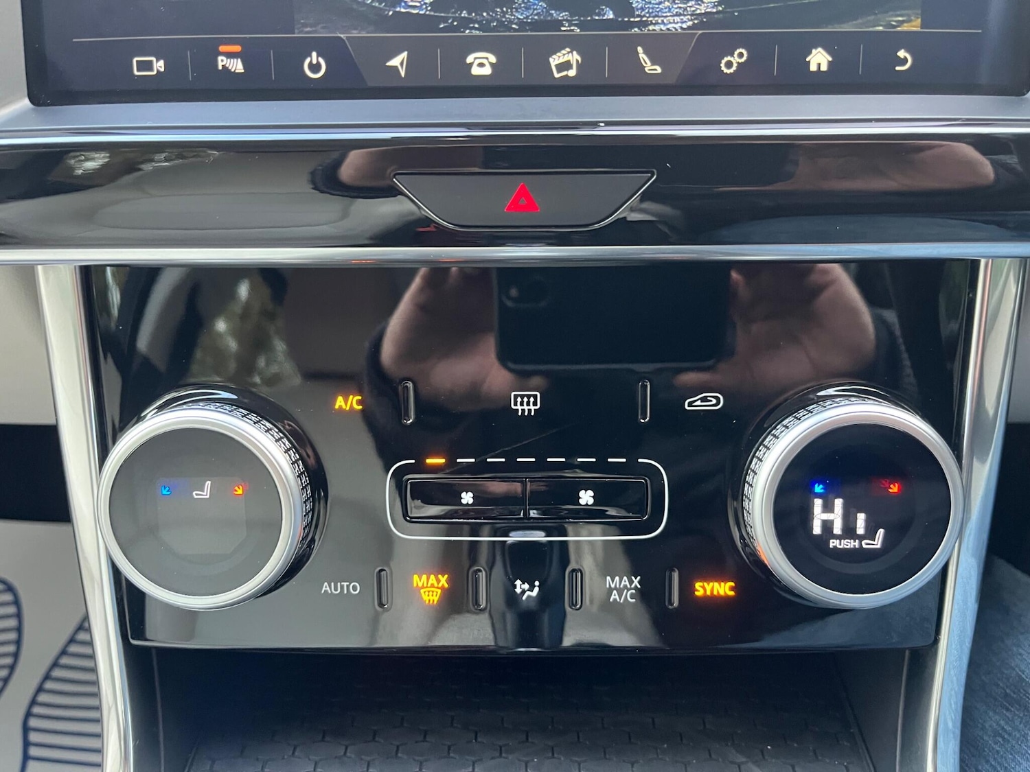 Used Jaguar XE 2019 for sale - 76425368: Photo 24