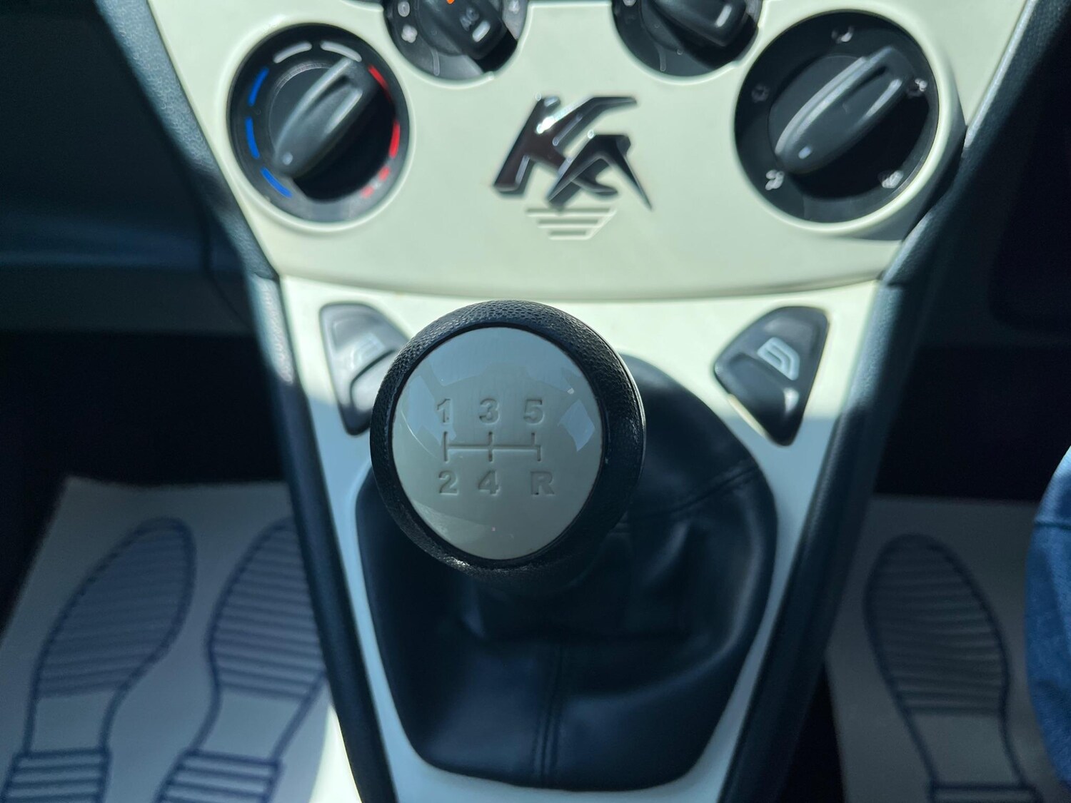 Vehicle 24