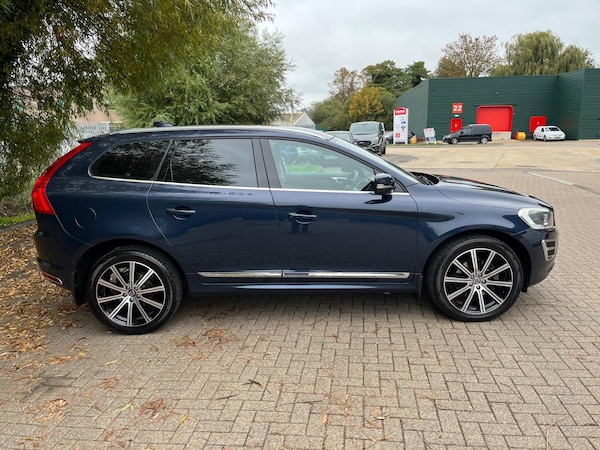 Used Volvo XC60 2014 for sale - 76189625: Photo 11