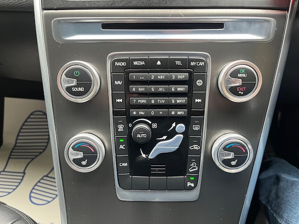 Used Volvo XC60 2014 for sale - 76189625: Photo 28