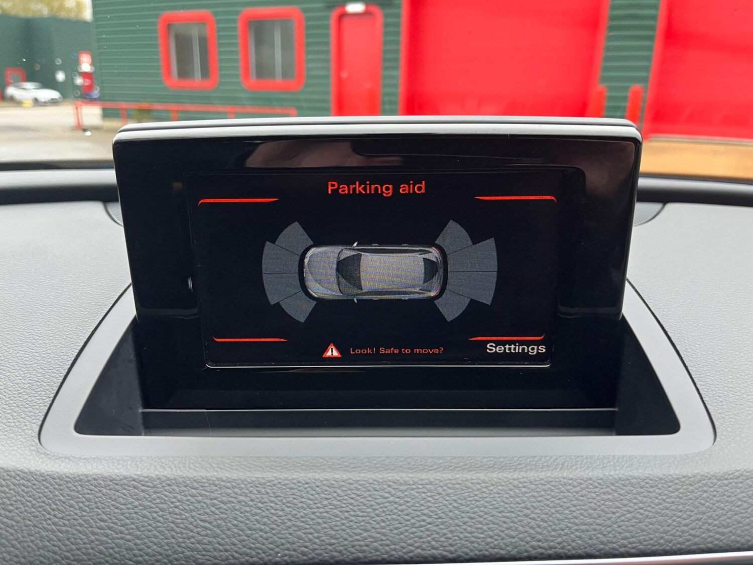 Used Audi Q3 2016 for sale - 76238937: Photo 26