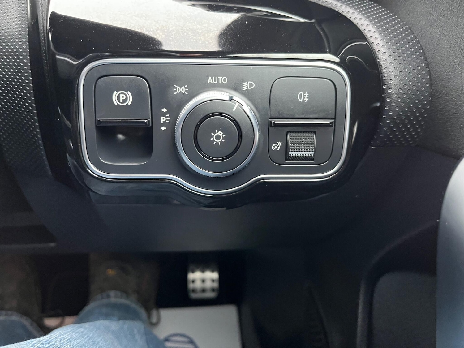 Used Mercedes-Benz A-Class 2019 for sale - 76886123: Photo 33