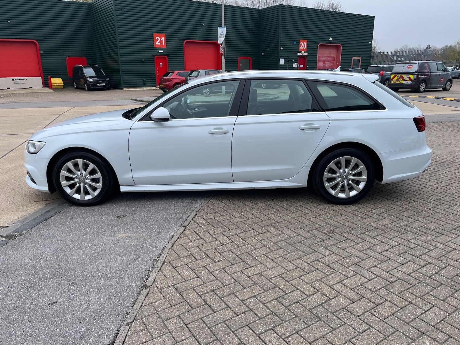 Used Audi A6 Avant 2018 for sale - 77670937: Photo 12