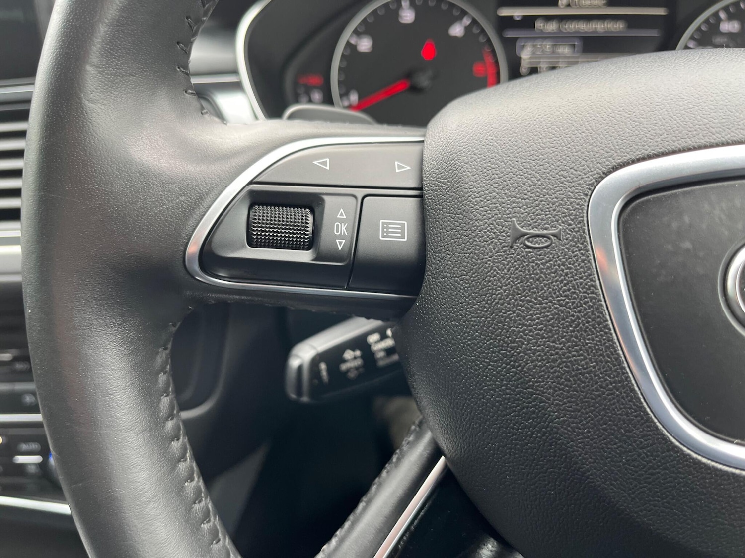 Used Audi A6 Avant 2018 for sale - 77670937: Photo 33