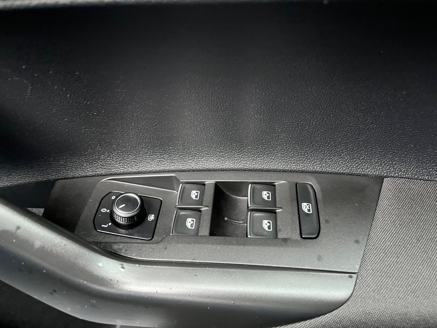 Used Volkswagen Polo 2018 for sale - 77290877: Photo 31