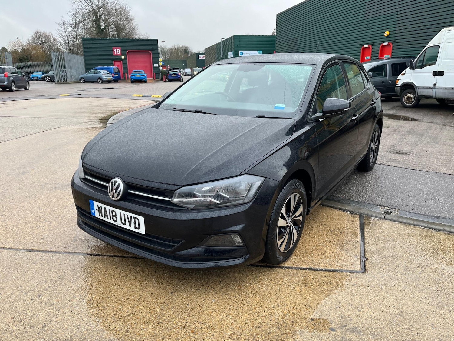 Used Volkswagen Polo 2018 for sale - 77290877: Photo 5