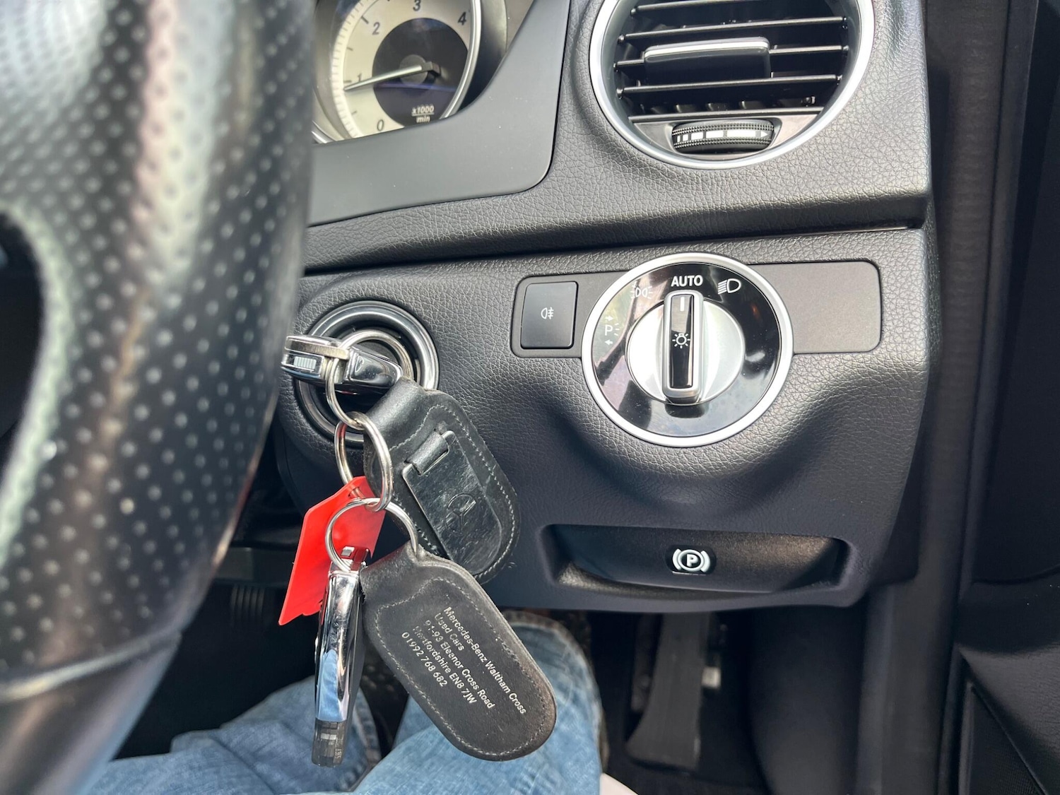 Used Mercedes-Benz C Class 2015 for sale - 76993015: Photo 34