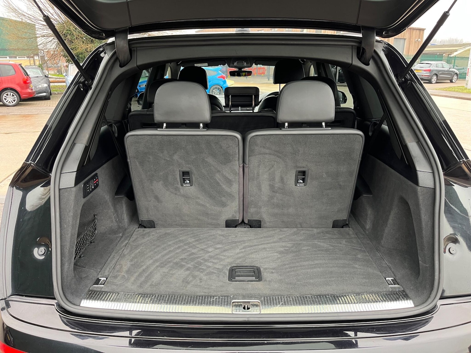 Used Audi SQ7 2017 for sale - 77081334: Photo 29