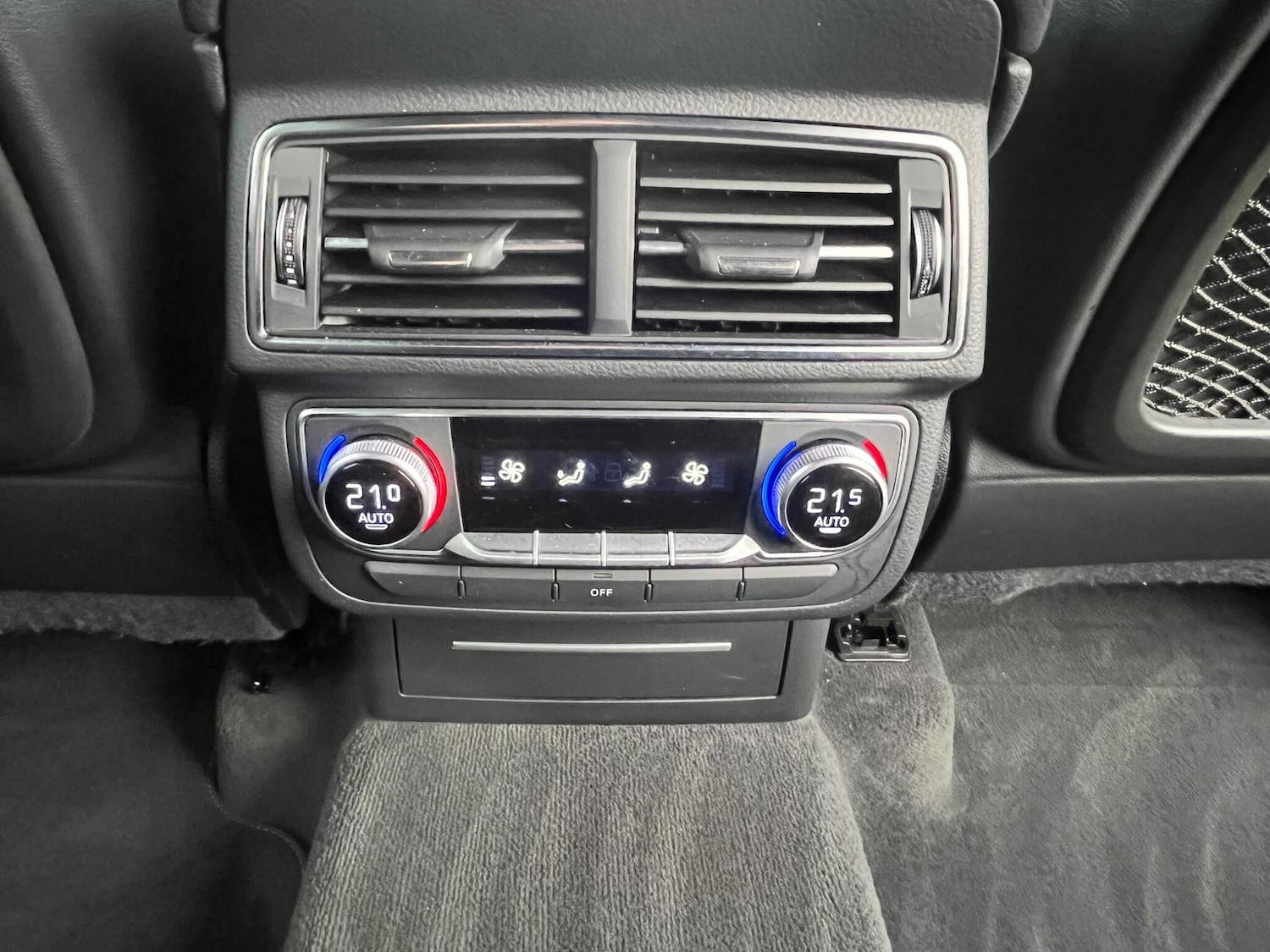 Used Audi SQ7 2017 for sale - 77081334: Photo 37